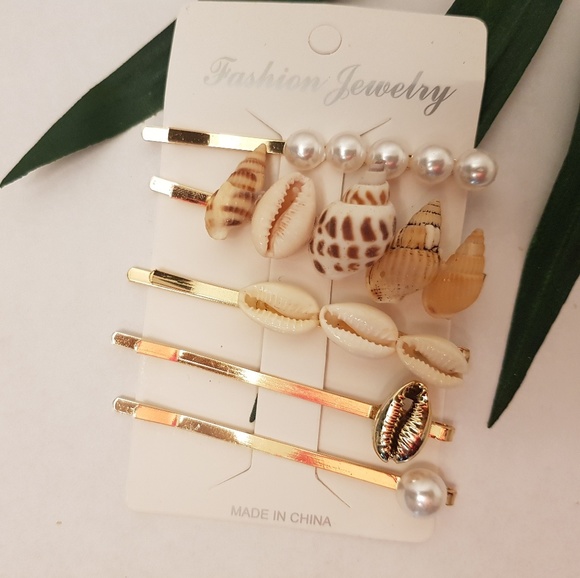 Mermaid Hair Pins//Accessories//Shells//Christmas gift,stocking stuffers,mixnmatch
